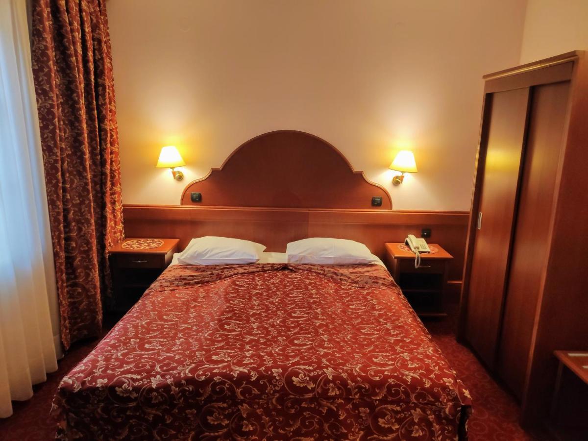 Hotel Amalia Ludbreg Экстерьер фото